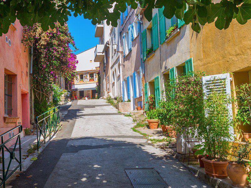 DU XUÂN ĐINH MÙI – ĐÓN LỘC ĐẦU NĂM: MIỀN NAM PHÁP – MONACO – TÂY BAN NHA – BỒ ĐÀO NHA